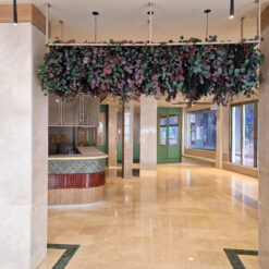 techos-con-plantas preservadas-colgantes- eucalipto